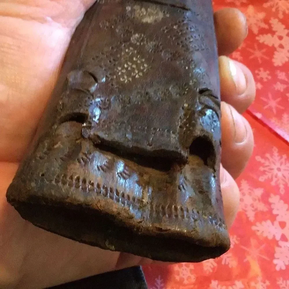 Vintage scabbard with unique side pockets